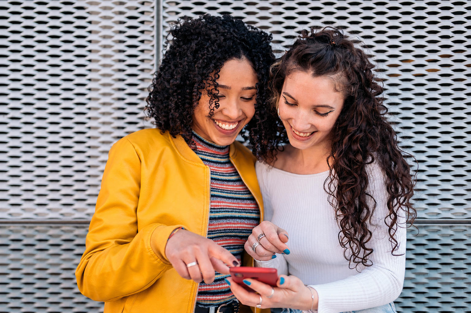 American Freight Helps Families and College Students Stretch Their Budget This Back-to-School Season
