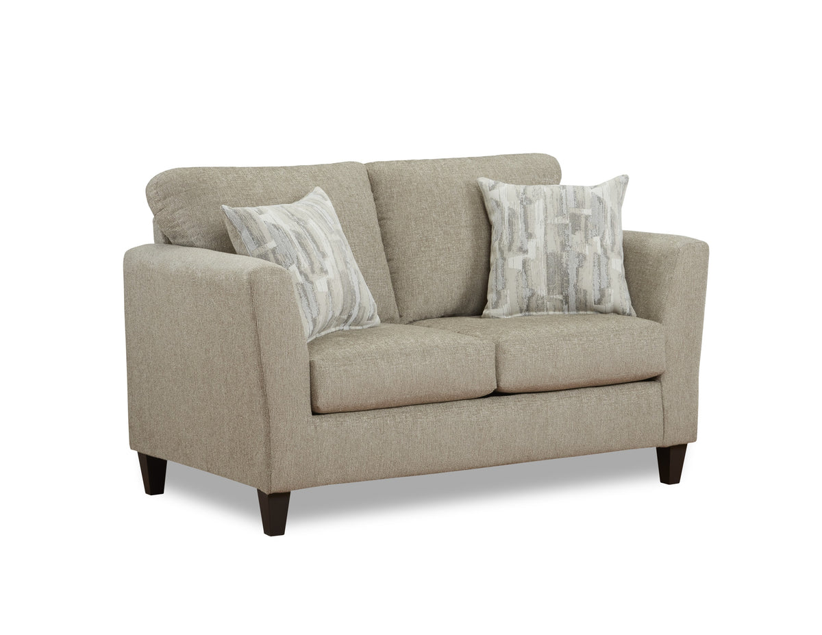 Pinnacle Loveseat