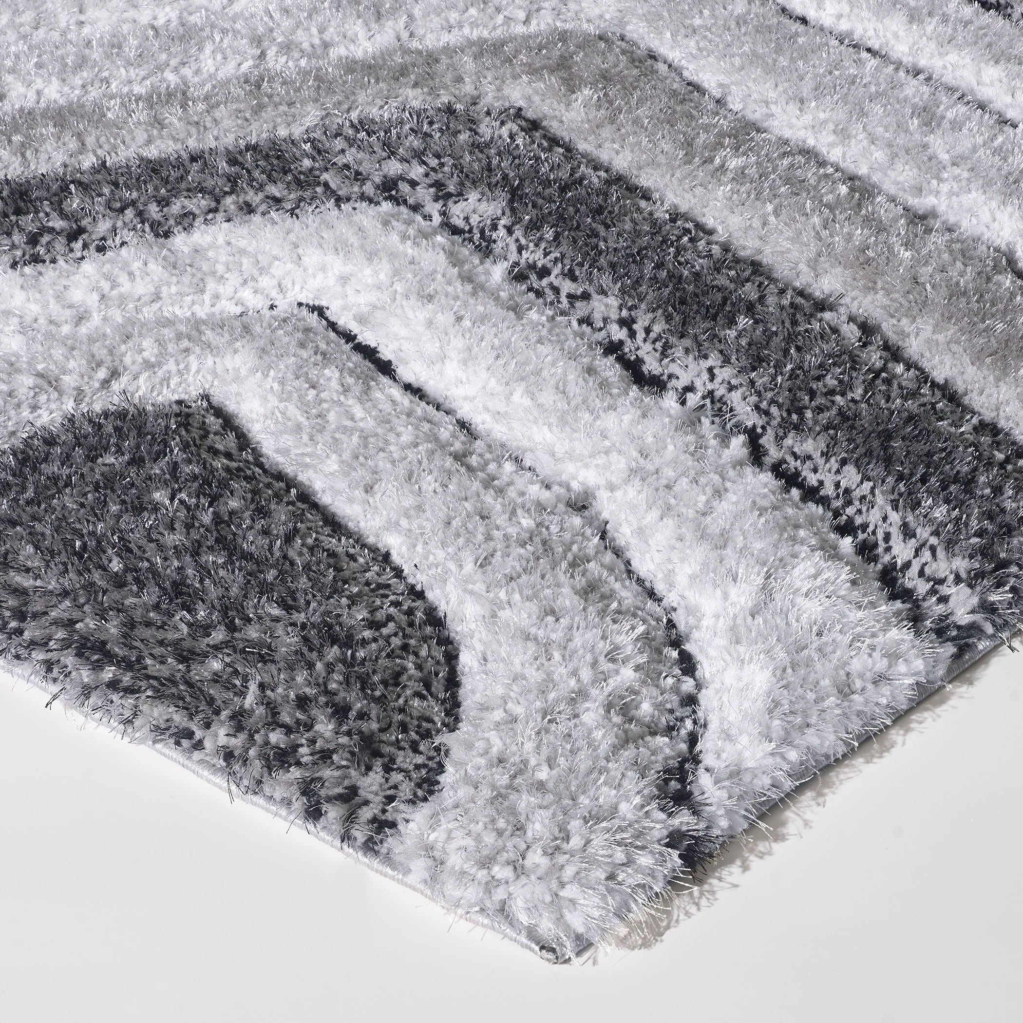 Kesden Area Rug