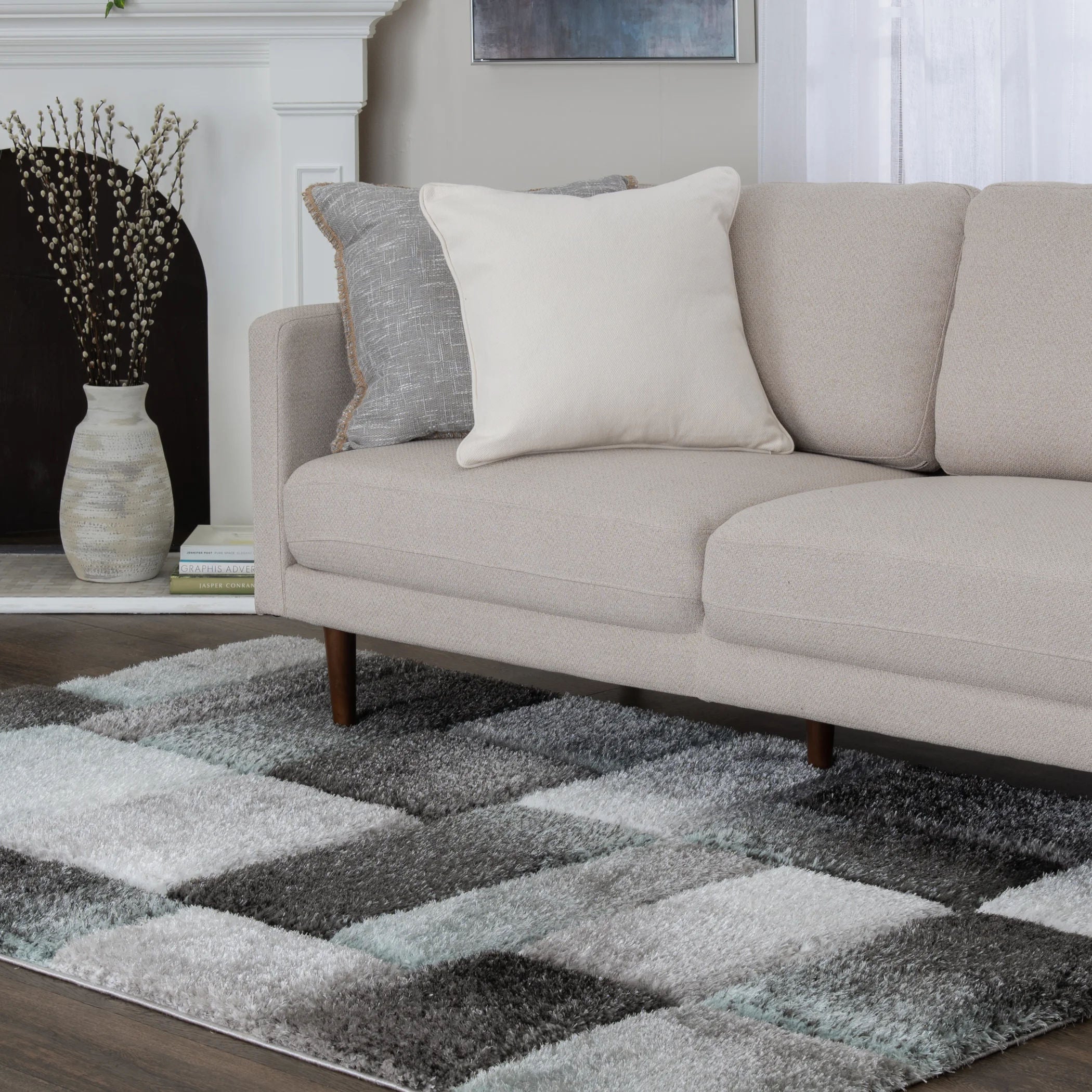 Nidia Area Rug
