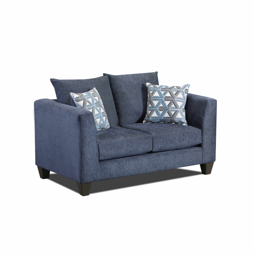 Zoey Loveseat