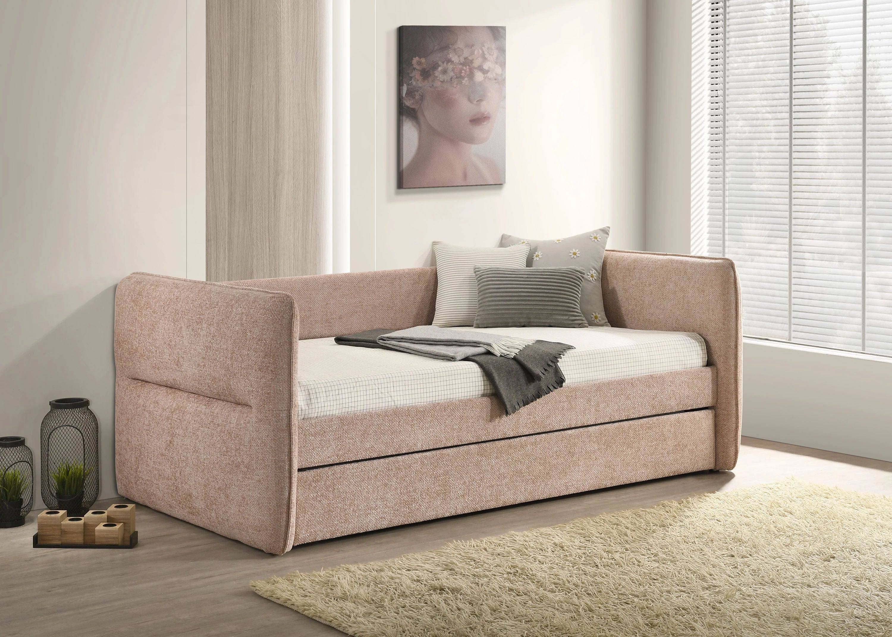 Colette Upholstered Daybed With Trundle